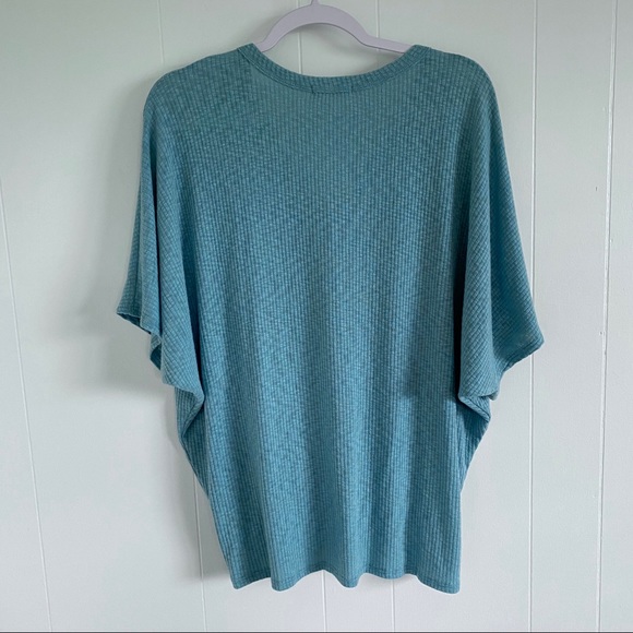 Promesa Knit Top - Picture 3 of 3